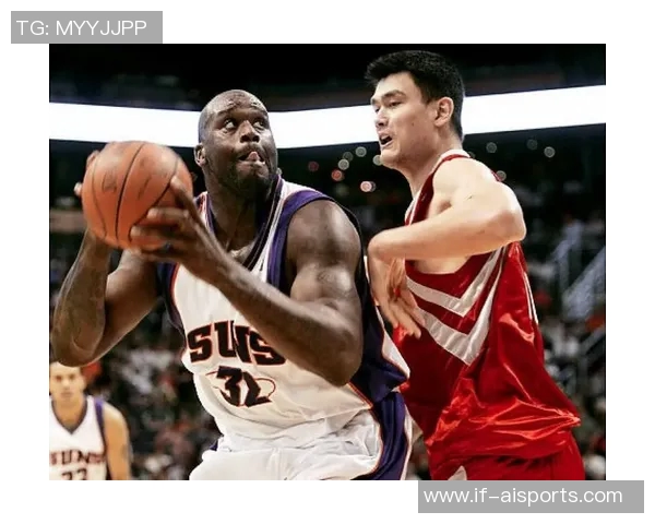 先礼后兵：克拉克森赛前与姚明叙旧的精彩瞬间