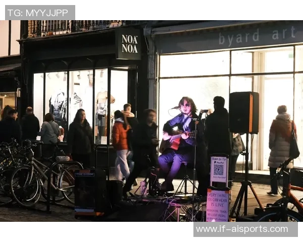 巴塞罗那小姐姐穿高跟鞋爆射破门，你能做出这个射门么？